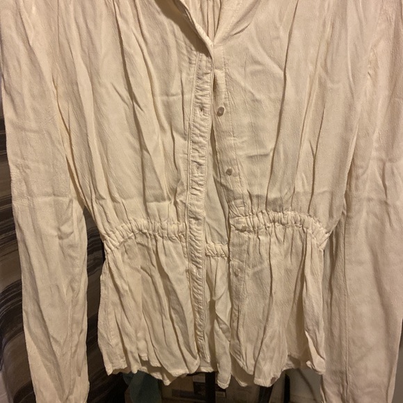 Women’s long sleeve top size extra small - Picture 2 of 6